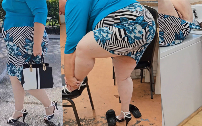 Big juicy ass booty clapper & jamdown: Я дозволила хлопцеві з обслуговування побачити мої ноги, і він дуже збудився і наповнив мою пизду своєю спермою