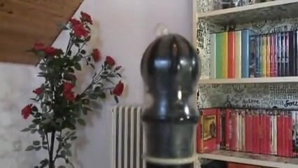 Popp Sylvie: Bedpost fucked