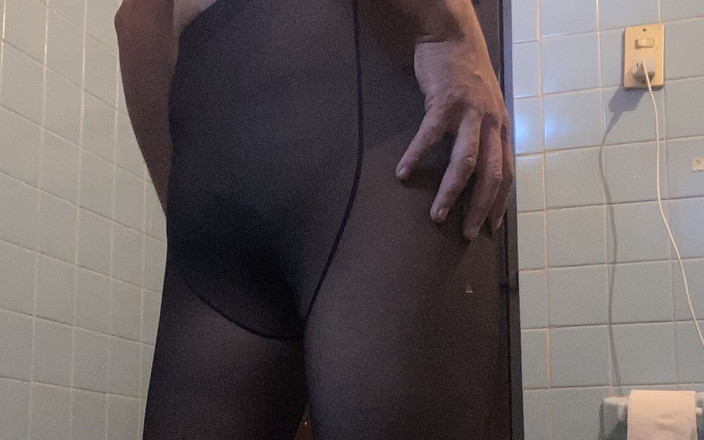 Pancho: Menunjukkan pantyhose saya