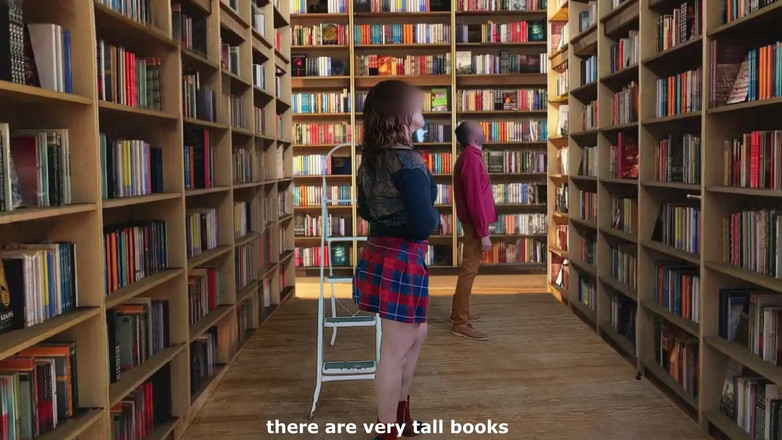 LadyRoma: Inaspettatamente Faccio Un Pompino All'insegnante Di Chimica in Biblioteca.