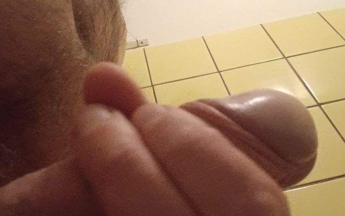 Ed Eden: Nahaufnahme badezimmer