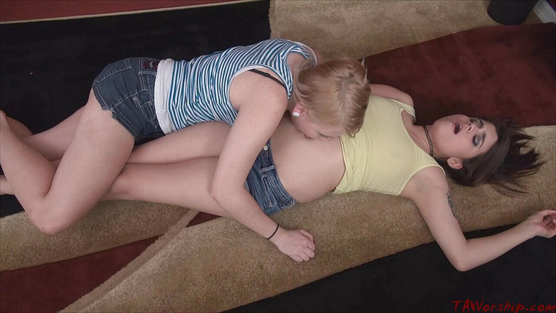 Foot Fetish 4K | By Taworship: 腹をく