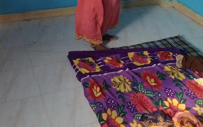 Tamil lesbian: Casual Talking Cuckold Couple