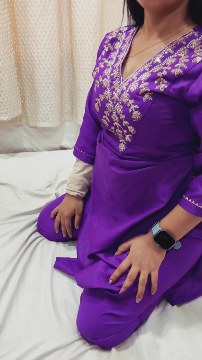 Joya-jay: Bir arkadaşının kız kardeşini ilk kez siktim