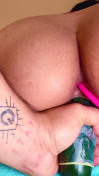 Pepino Enorme Por La Vagina De Mi Sexy Vecina Dafri Cuando Su Marido No Esta