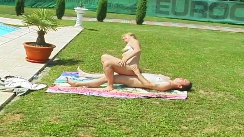 Freaks on Cocks: Foxy mature gets fucked in her swimming pool