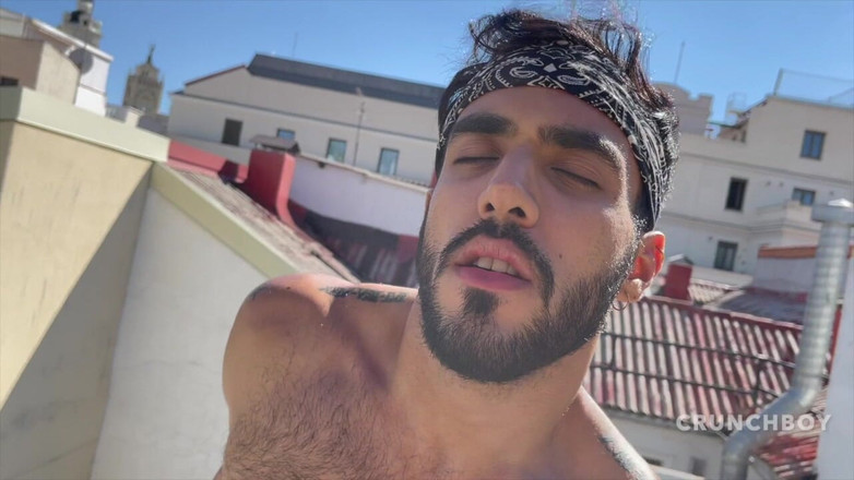 Straight boys curious with big cocks: La sexy oskar ivan scopata crudamente da Ougla smith