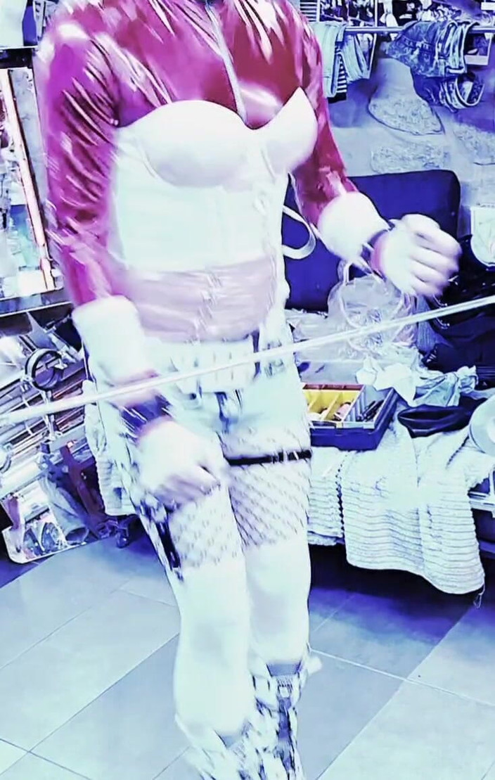 fetishboyzz: Il piccolo