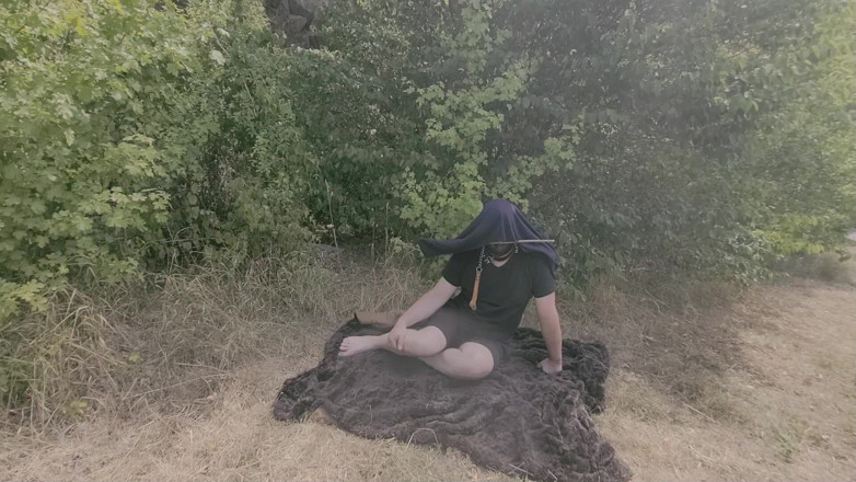 Femdom-Team-German: Walk with Fresh Ns: Outdoor Humiliation and Pleasure