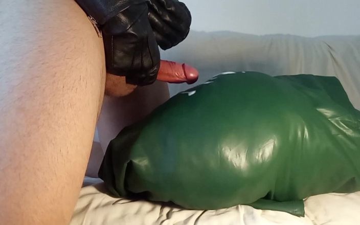 Marcusl: First Time of Sexy Green Leather Leggin