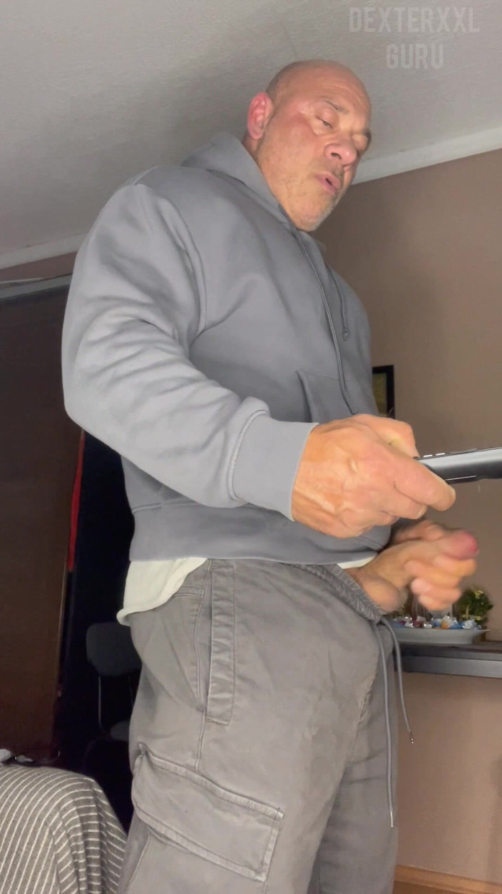 Mr. Guru: Pane Veme. Rychlá velká kulturistka