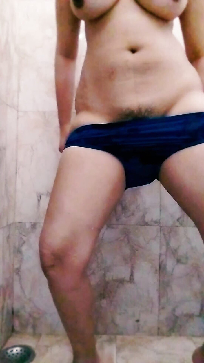 Riyathakur: 德西村女孩自制的身体表演 6