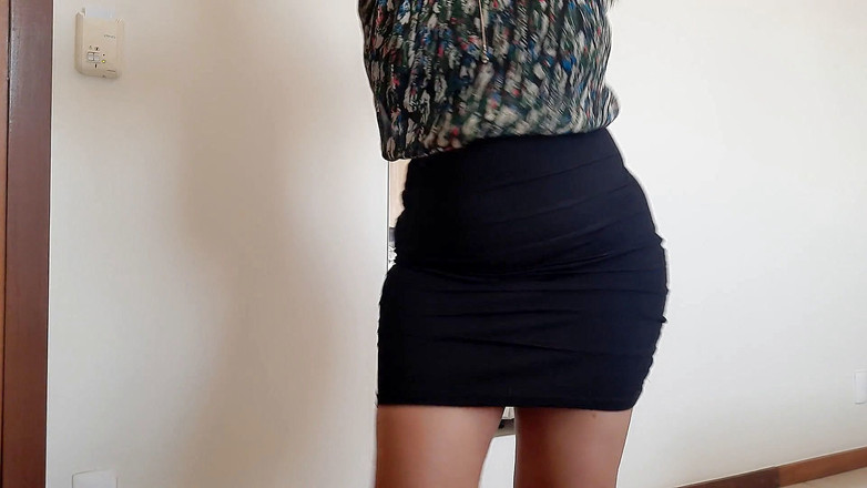 Brasileirinha Latina: Brasileirinha latina dançou no dia quente