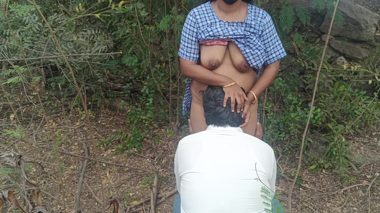 Inba: Uniforma vysokoškolačky