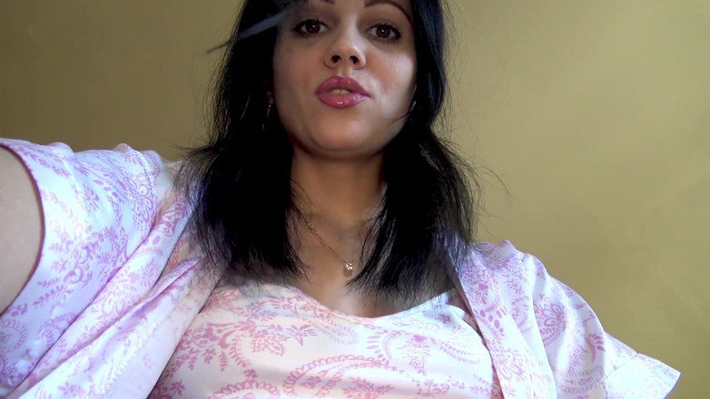 KristinaSlut: Ich frage nicht, ich besteht darauf, meine muschi zu lecken!