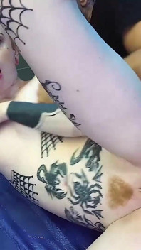 Devot Azura Alii Und Daisy Lee Phoenix Madina Anala Pissing