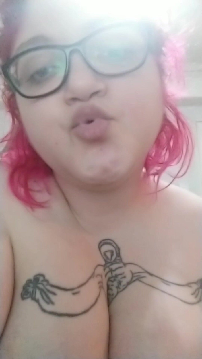 Anerisamp: Double Amputee Squeezes, Plays and Sucks Her Huge Tits