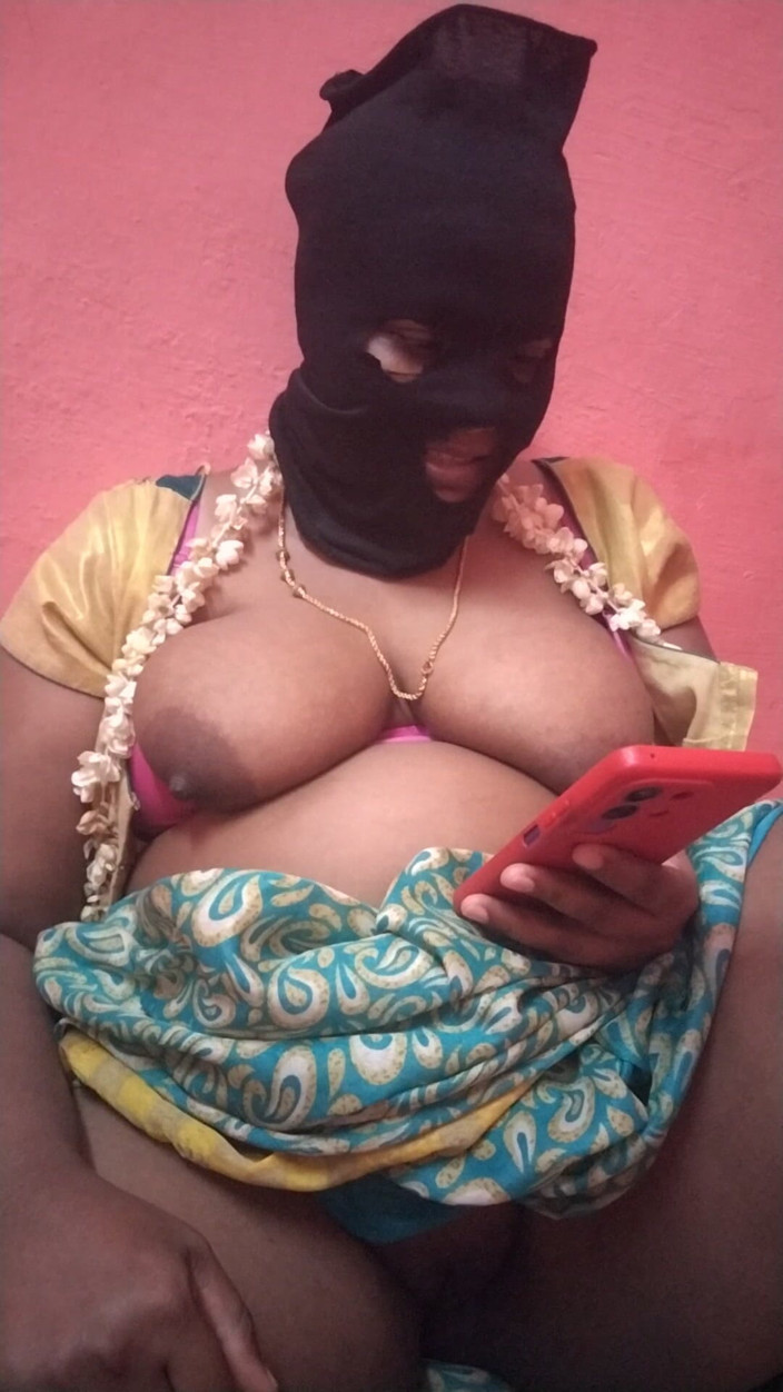 Benita sweety: Tamil Sex Stories Reading by Female Stepmother