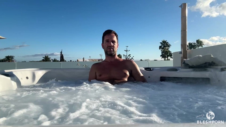 bleshporn: Pool Time Show Nudity