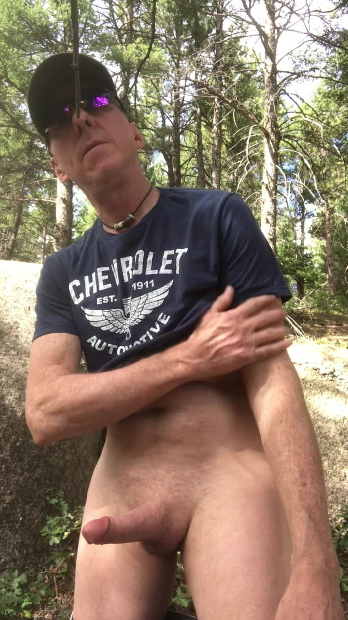 Adam Kaye: Adam kaye jack si bintang lagi asik di hutan