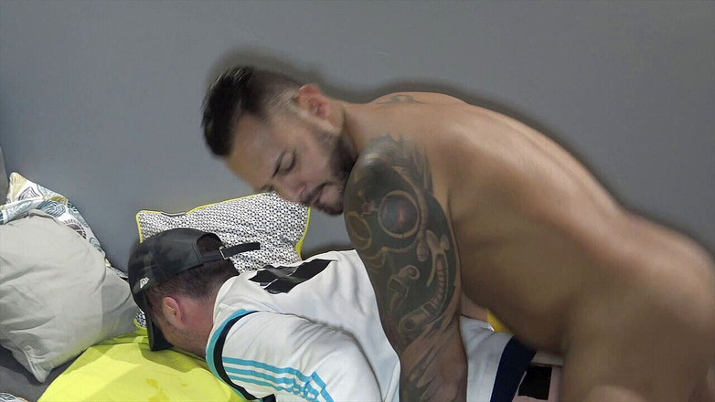 RAW FRENCH PIGS: Yopugn 法国猪被viktor Rom中出