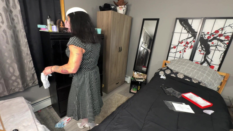 Kandylegsxxx: Bts: Kandy se transforma en ama de casa de los...