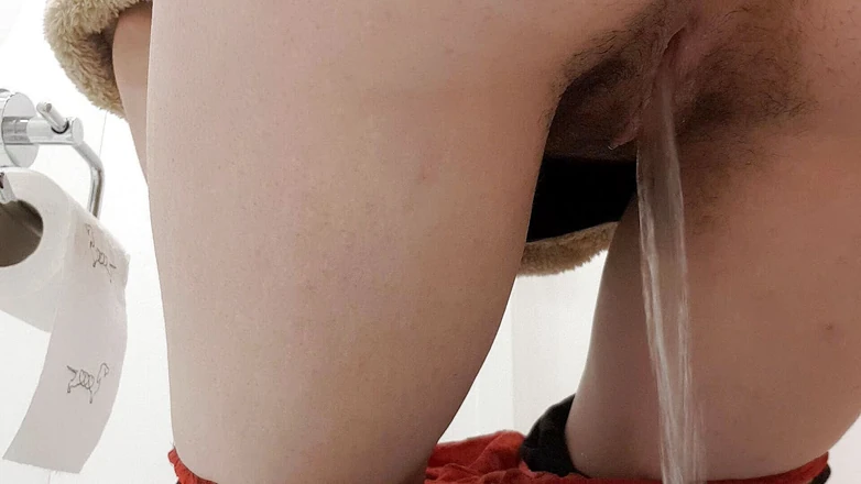 Lou-ShayenneVolpe: Peed doggy