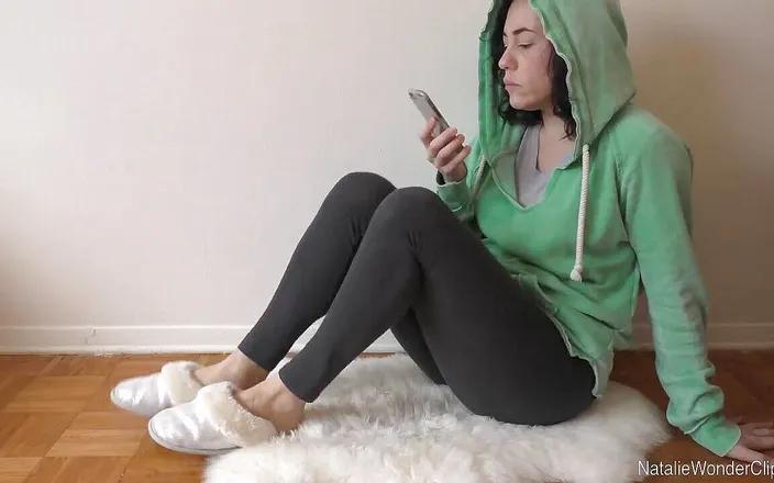 Natalie Wonder: Stinky feet love
