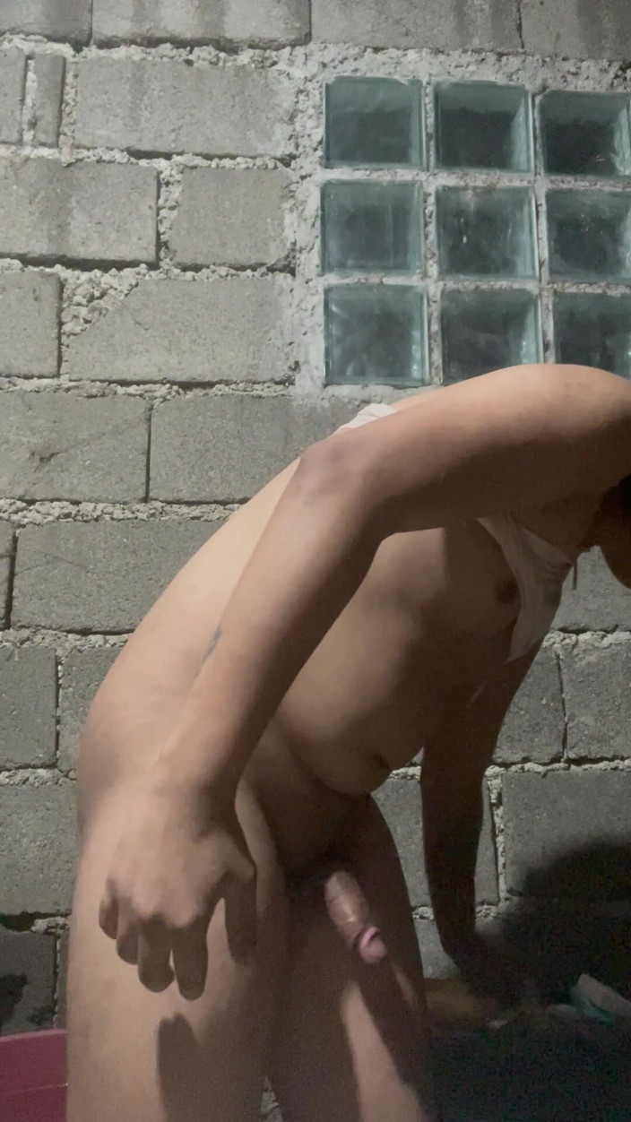 Umami: Bathroom Cum