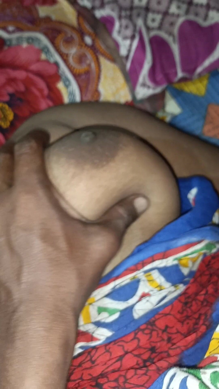 Monika Bhabhi: Video viral rekaman seks tante seksi india!