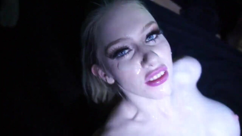 Creampie Clinic: Bukkake Disco Gangfuck Cock Draining