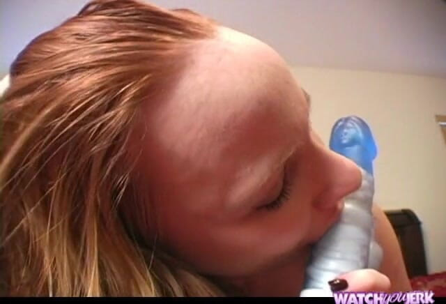 Honey School: Meagan shows how to suck