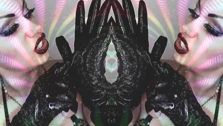 Goddess Misha Goldy: Strong ASMR mind fuck &amp; joi ! My demonic eyes &amp; shiny gloves...