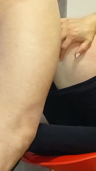 Stepmother Is Willing to Get Fucked Her Tight MILF Pussy
