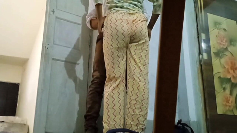 Fantacycutting: L'insegnante di lezioni ha portato segretamente lo studente del villaggio...