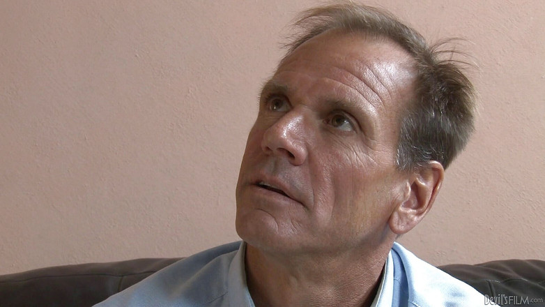 Devils TGirls: DevilsTGirls - Transsexuelle babysitter: Khloe Hart