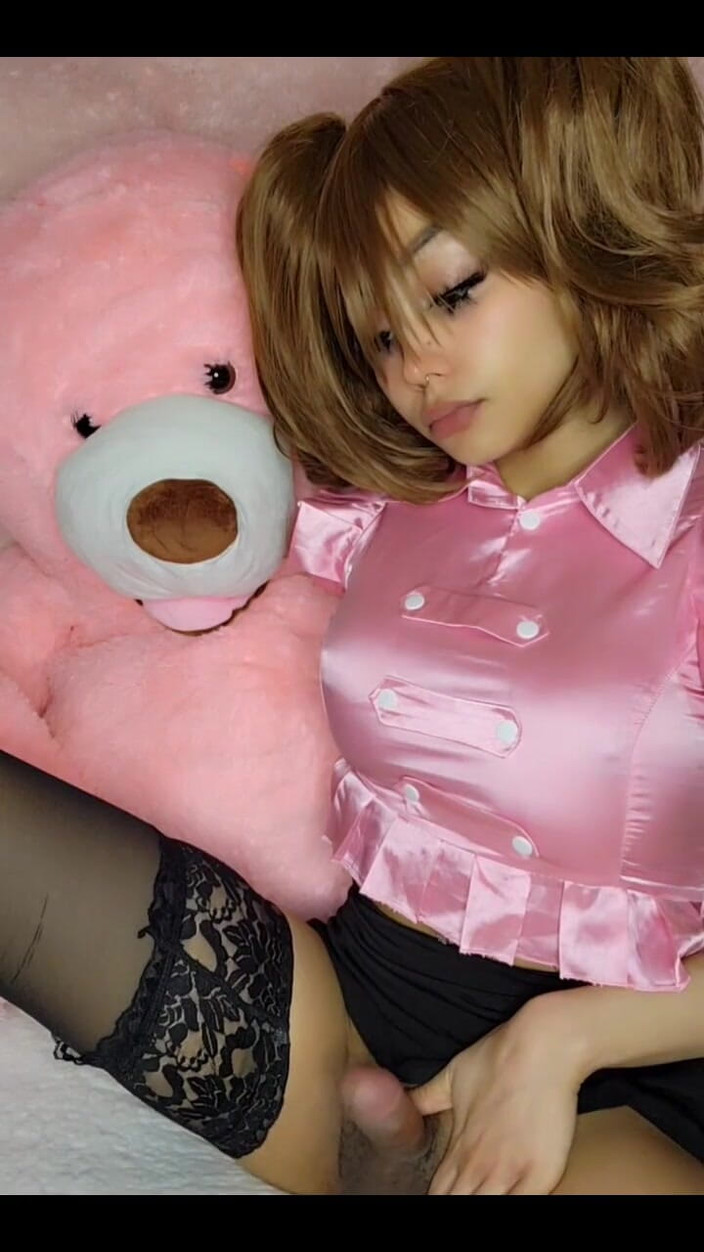 Ts Mirage: Повна завантаження уніформи Діани, яка бруднить Елізабет