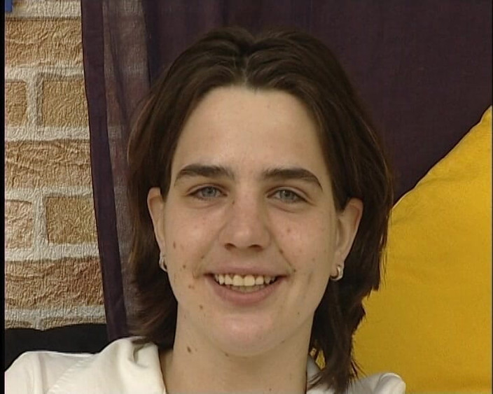 YOUR FIRST PORN: Pepek berbulu Kebocoran Peggy