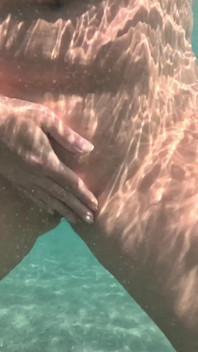 Naked MILF Swimming with Anal Plug Underwater