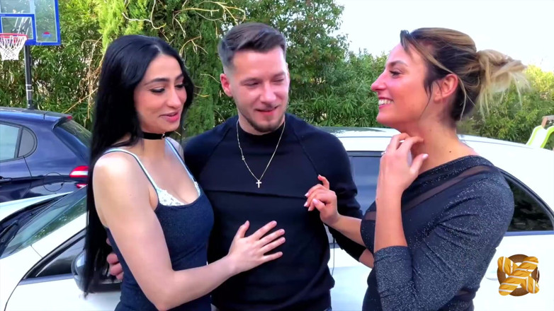 Porno Baguette: Pam a didi, dvě hezké dívky, jsou ošukané opravdu tvrdě