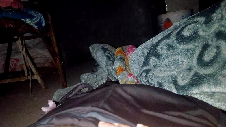 Suhana vloge: 오럴과 핸잡 힌디어 오디오를 주는 인도 의붓여동생