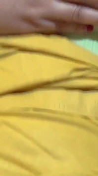 Desi bhabhi erfüllt ihre fantasie mit dem jüngeren stiefbruder ihres ehemanns