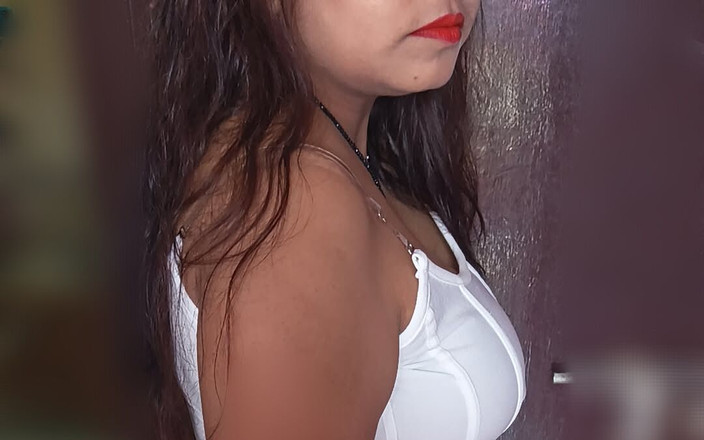 Ankita10000: Indische Hotwife Mit BBC-typen Zu Hause