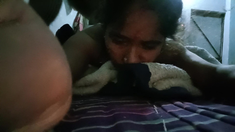 BlondAtom63: Бхабхі дезі, індійське сексуальне відео