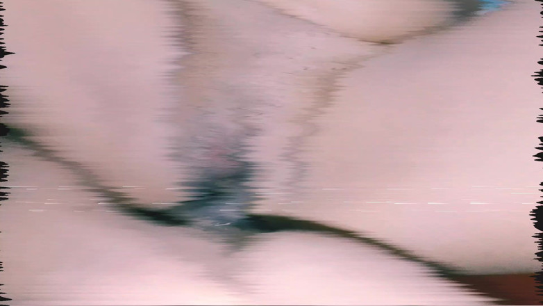 Aizzee: Дезі незадоволена дружина жорстко трахає пизду з кремовим пирогом