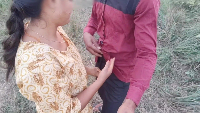 Fuckkkker: 남친과 섹스하는 인도 마을 Randi, 야외 힌디어 동영상 블로그