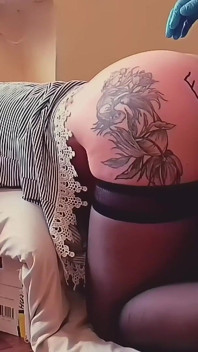 La Casalinga MILF Subdosa Ha Pagato Il Conto Della Riparazione Con Il Suo Corpo - Finale Anale Inaspettato