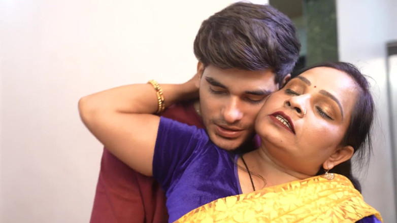 Aaka: Indian Boy Fucking Sexy Hot Wife in Room