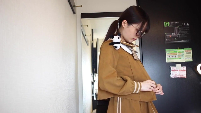 Asian cutie: Asian angel 17155