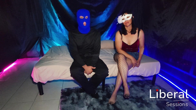 Liberal Sessions: Couple Experimenting with Being Porn Stars